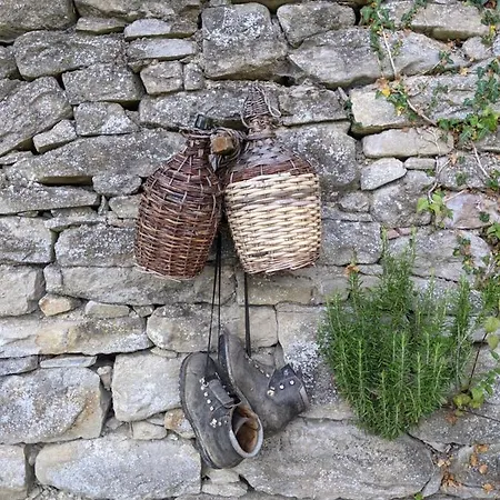 Country Old Stone House Immerse In Nature *