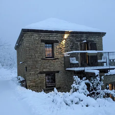 Country Old Stone House Immerse In Nature Habitación en casa particular *