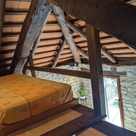 Country Old Stone House Immerse In Nature * Lequio Berria